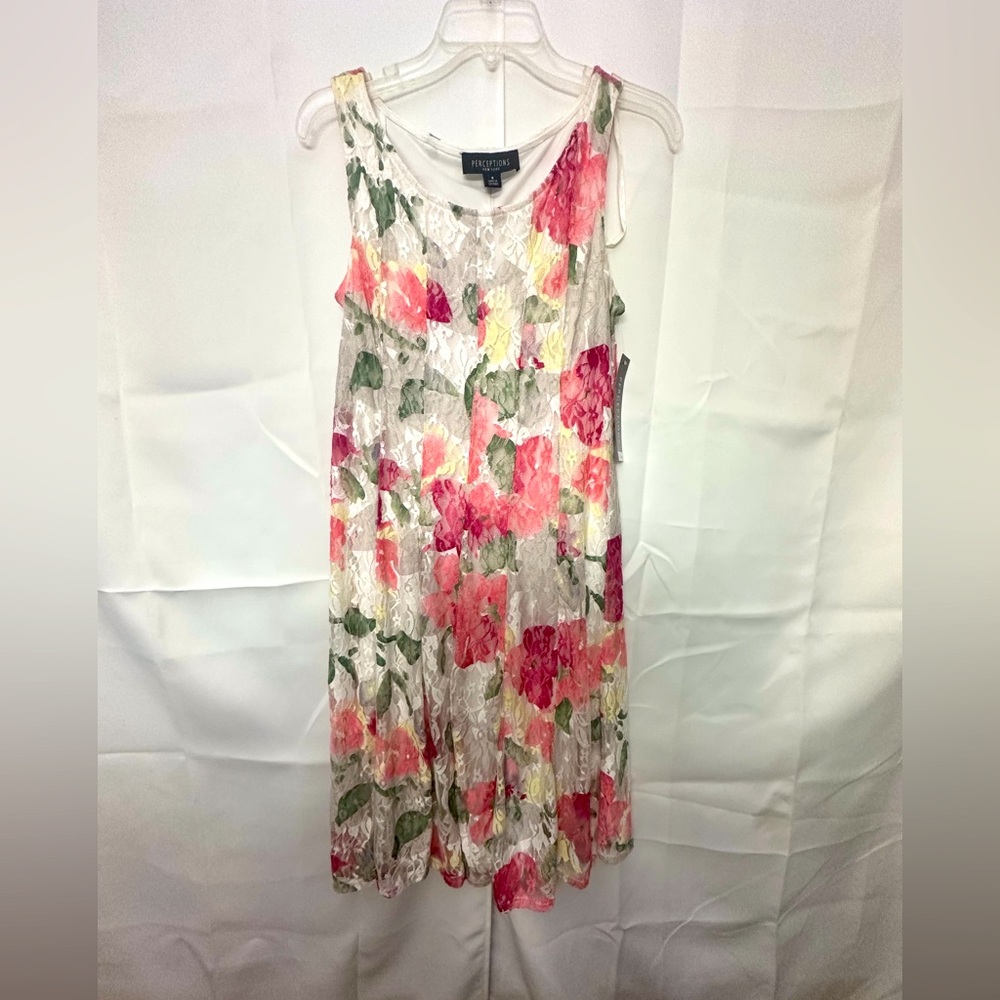 Perceptions New York size 8 double layer flowered dress